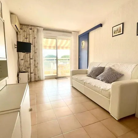 Apartment Climatise 2 Pieces Cabine, 4 Couchages, Proche Et Centre, - Fr-1-226b-171 Cavalaire-sur-Mer